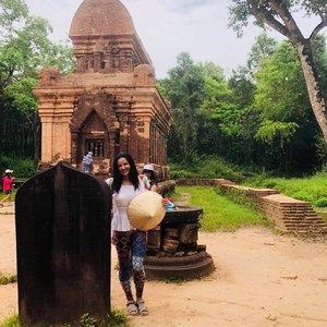 Meet your Posher, Maria